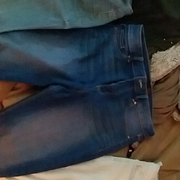 Jeans - Picture 1 of 3